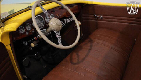 1935 Ford Deluxe
