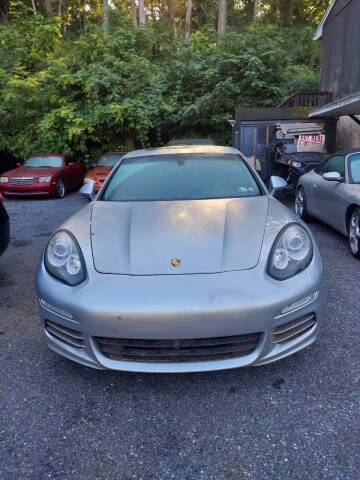 2016 Porsche Panamera 4 Edition