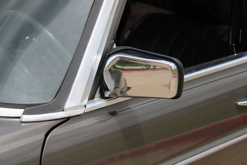 1976 Mercedes-Benz 300-Class