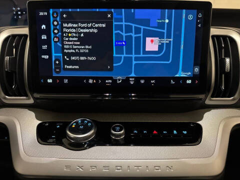 2025 Ford Expedition MAX Active