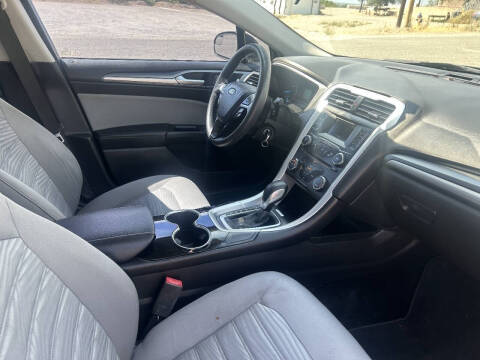 2016 Ford Fusion S