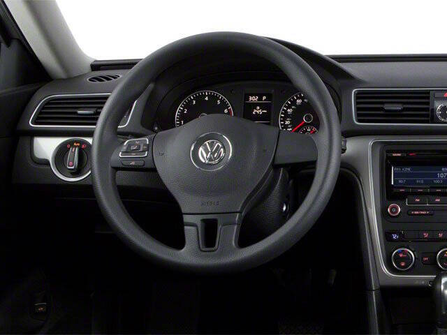 2013 Volkswagen Passat