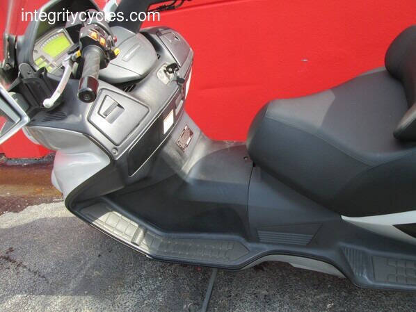 2005 Suzuki Burgman 650