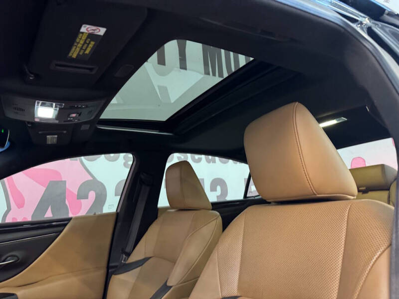 2019 Lexus ES 350