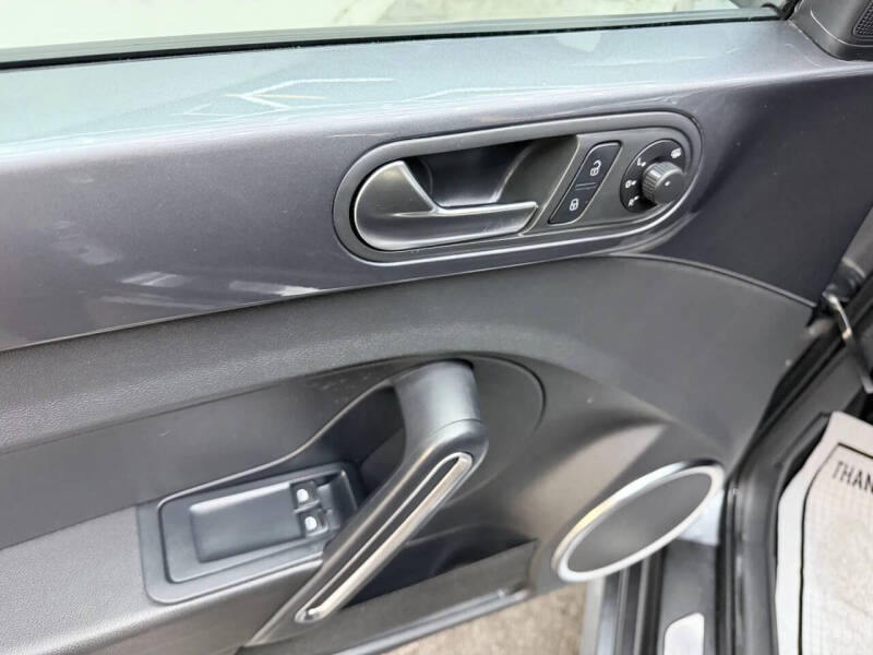 2012 Volkswagen Beetle