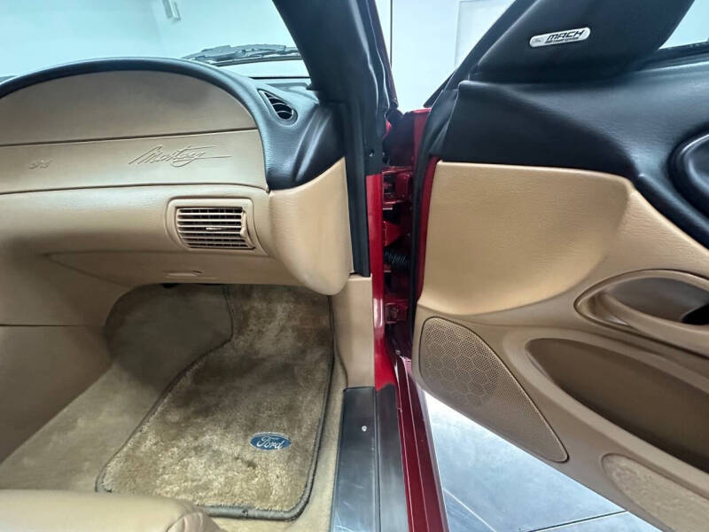 1996 Ford Mustang SVT Cobra