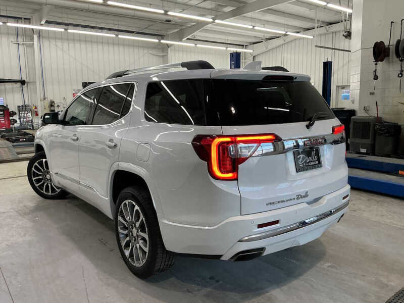 2021 GMC Acadia Denali