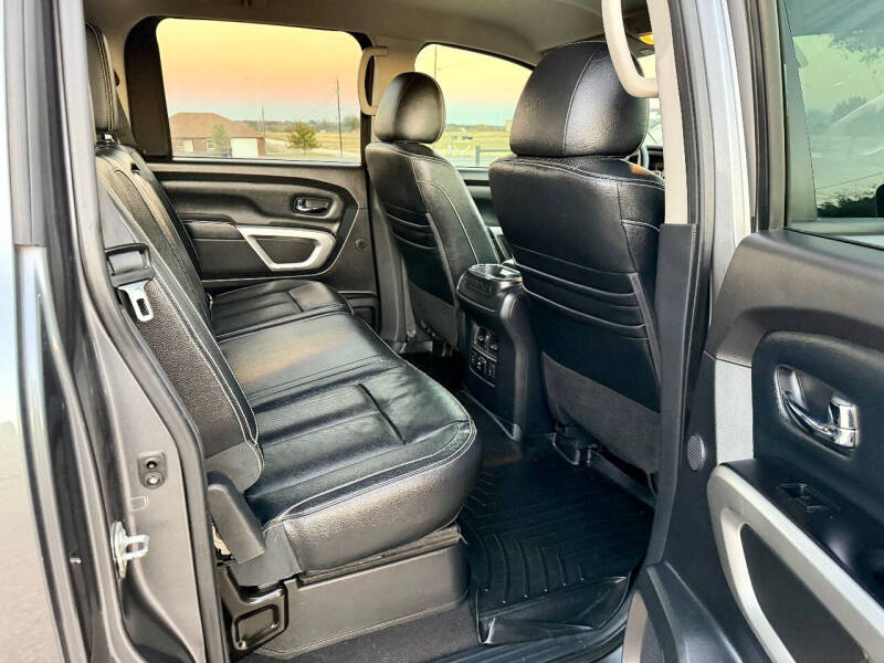 2017 Nissan Titan PRO-4X