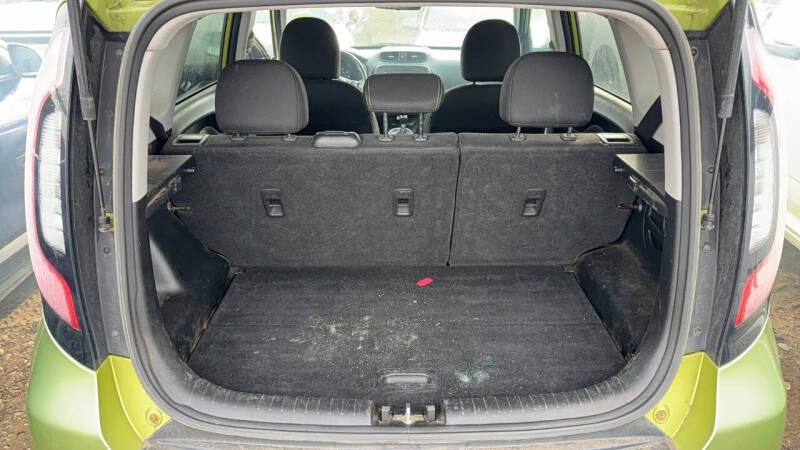 2016 Kia Soul +