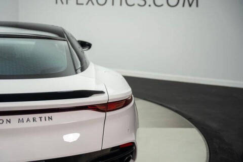2019 Aston Martin DBS Superleggera