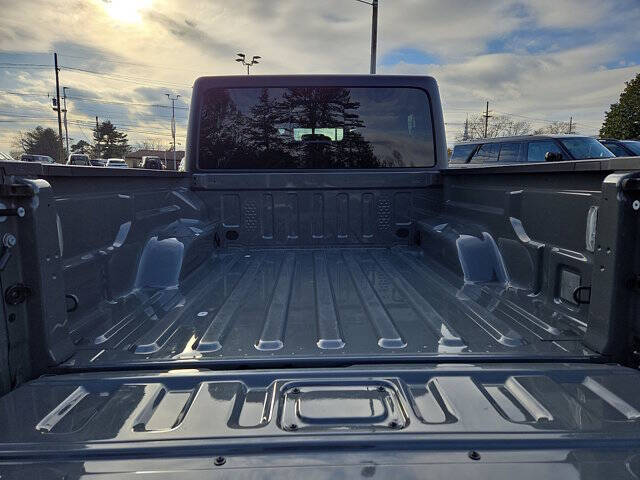 2021 Jeep Gladiator Sport S