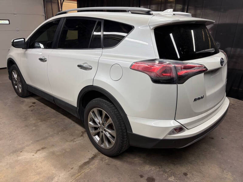 2017 Toyota RAV4 Limited