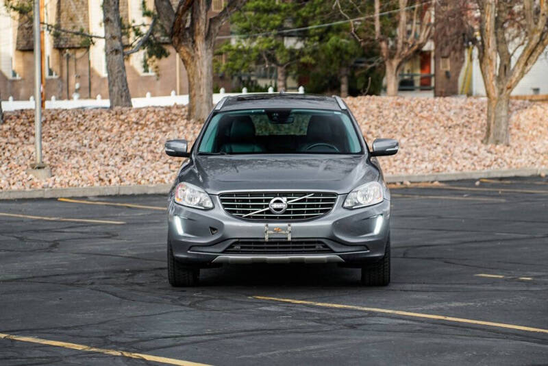 2016 Volvo XC60 T6