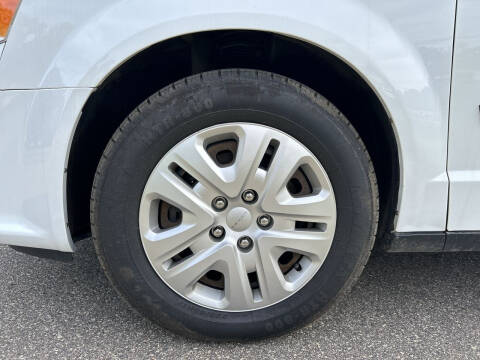 2016 Dodge Grand Caravan American Value Package