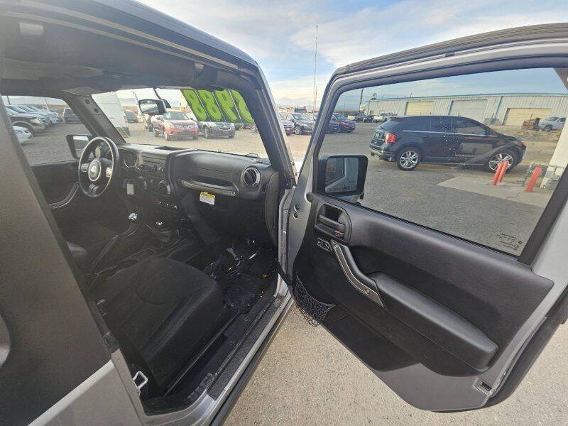 2013 Jeep Wrangler Sahara