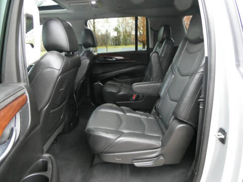 2015 Cadillac Escalade ESV Luxury