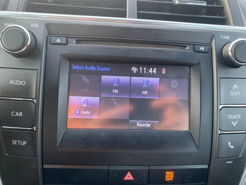 2017 Toyota Camry SE