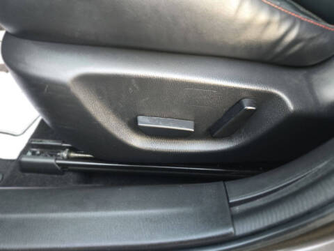 2016 Mazda MAZDA3 i Grand Touring