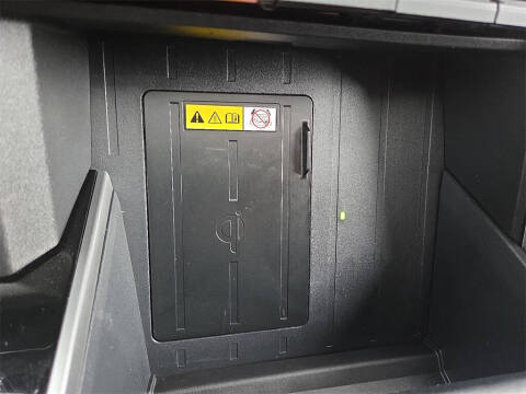 2023 Toyota Sequoia SR5