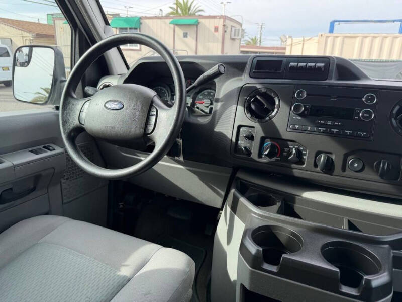 2014 Ford E-Series E-250