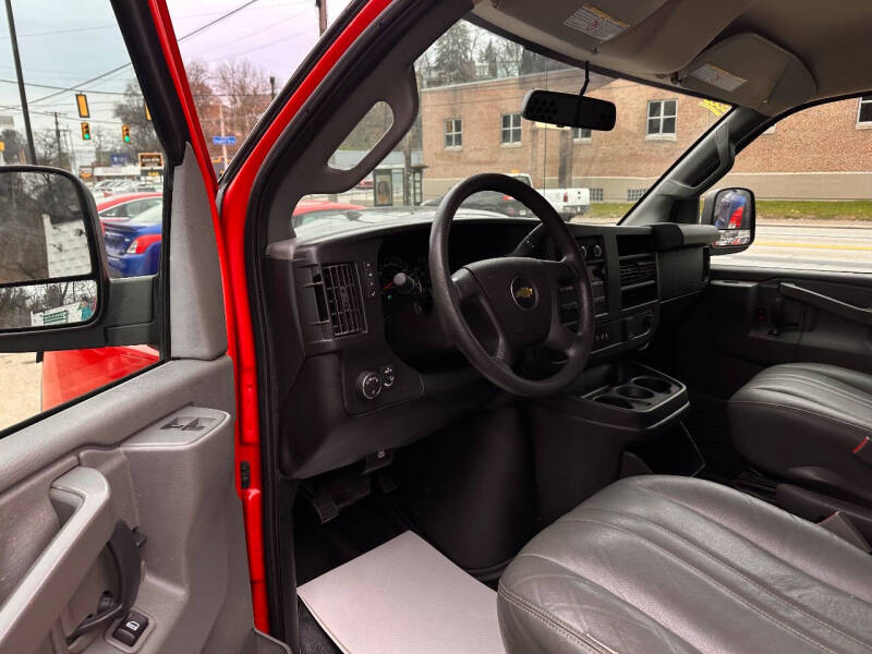 2018 Chevrolet Express 2500