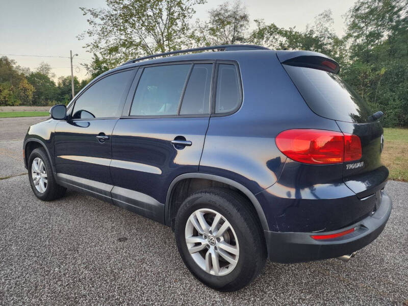 2016 Volkswagen Tiguan null photo 14