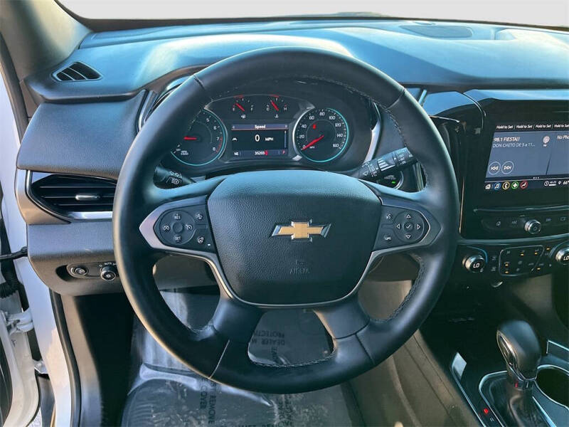 2023 Chevrolet Traverse LT Leather