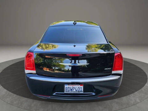 2018 Chrysler 300 Limited