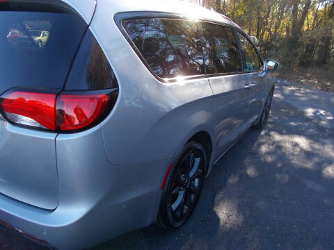 2019 Chrysler Pacifica Touring L Plus