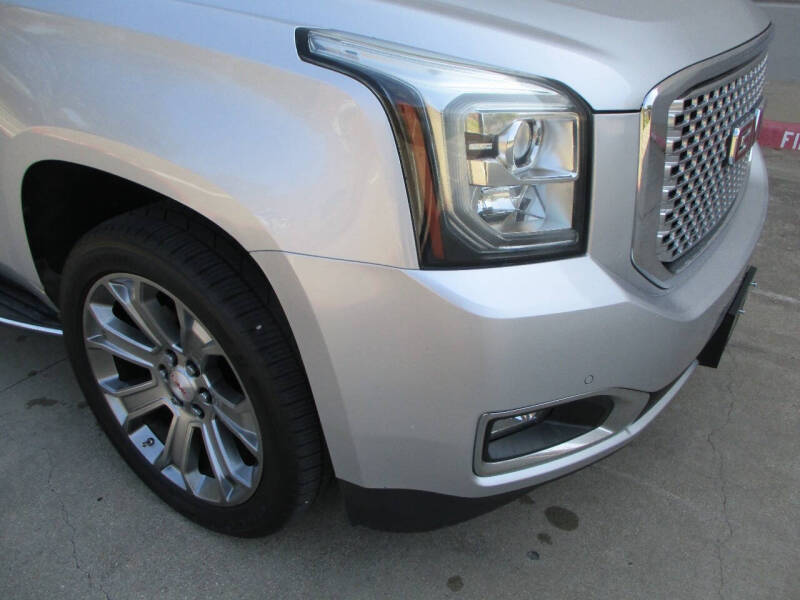 2017 GMC Yukon Denali