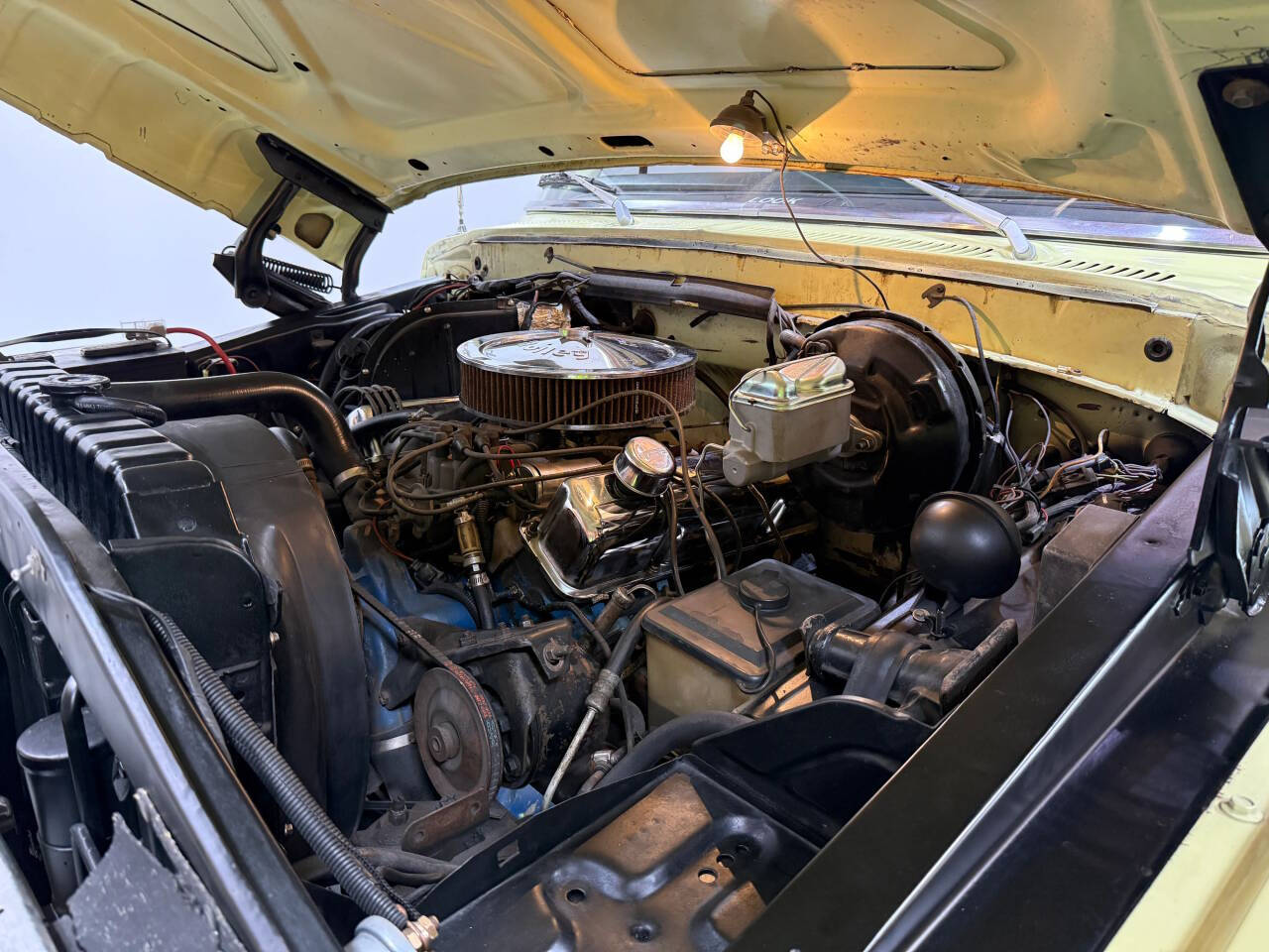1976 Ford F-250 36