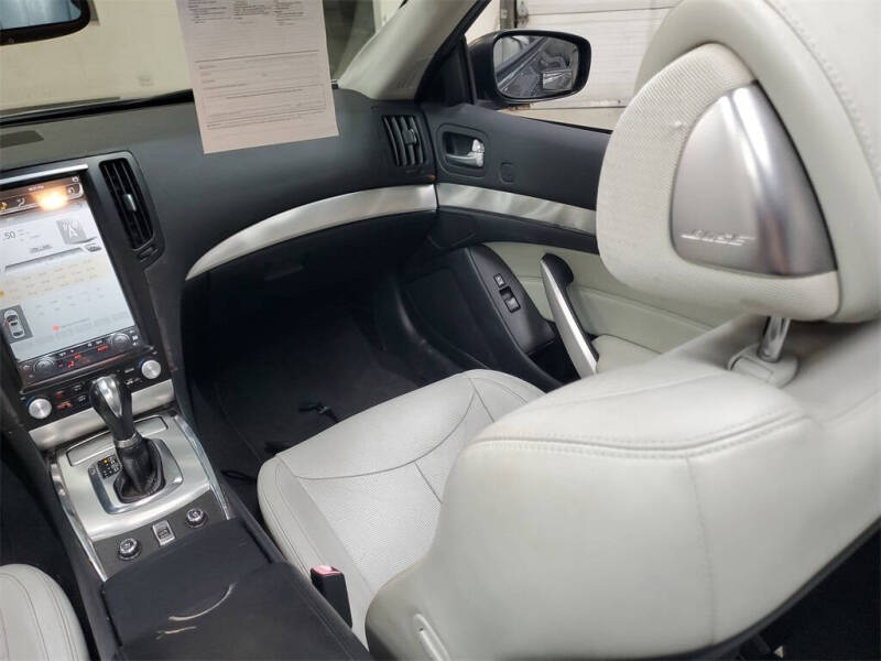 2010 Infiniti G37 Convertible