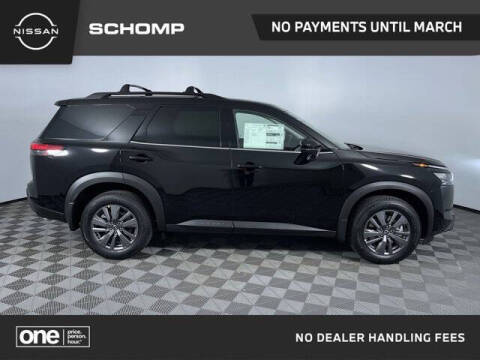 2025 Nissan Pathfinder SV