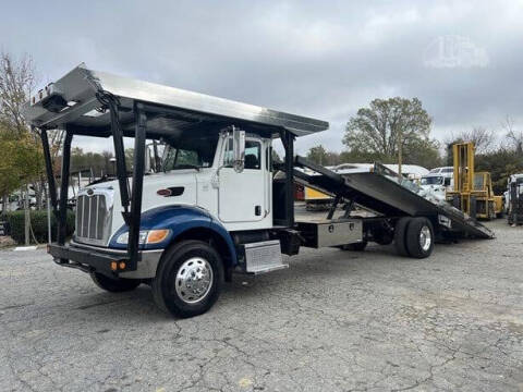 2009 Peterbilt 335