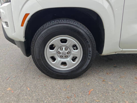 2023 Nissan Frontier S