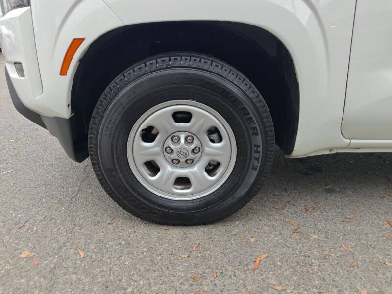 2023 Nissan Frontier S