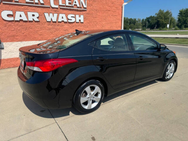 2013 Hyundai ELANTRA for sale at Illinois Auto Wholesalers in Tolono, IL