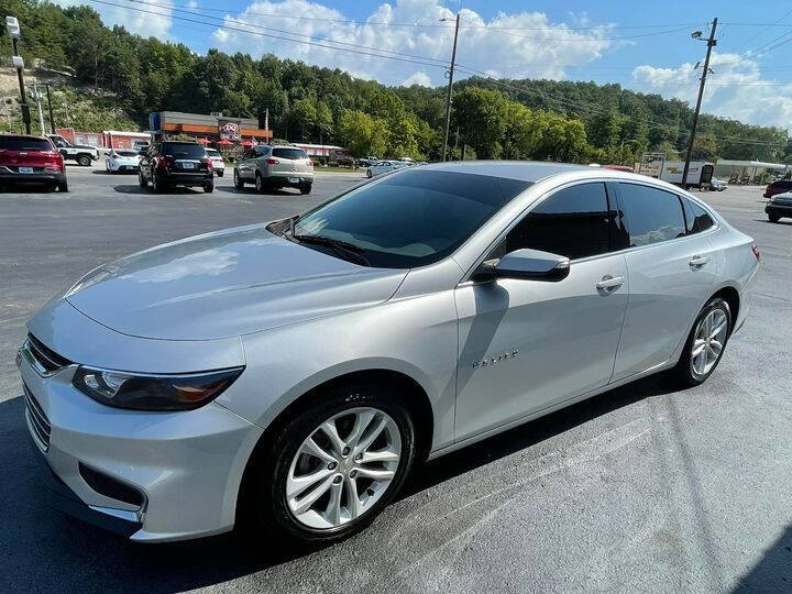 2017 Chevrolet Malibu for sale at CRS Auto & Trailer Sales Inc in Clay City KY