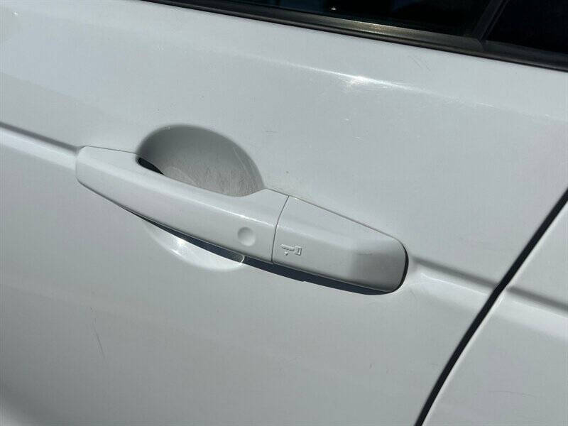 2020 Land Rover Discovery Sport P250 Standard