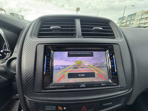 2017 Mitsubishi Outlander Sport LE