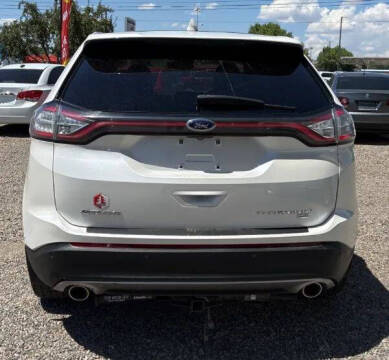 2017 Ford Edge Titanium