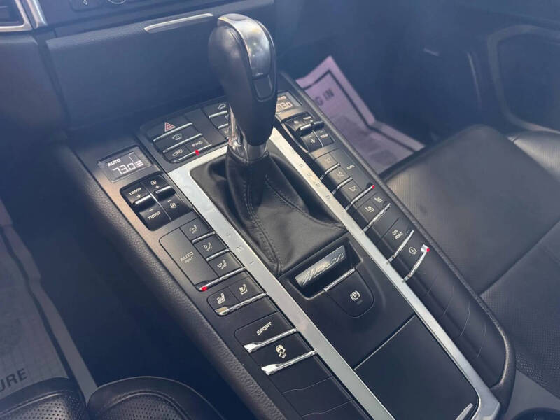 2016 Porsche Macan S