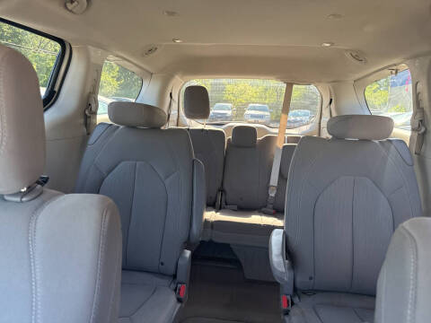 2017 Chrysler Pacifica Touring