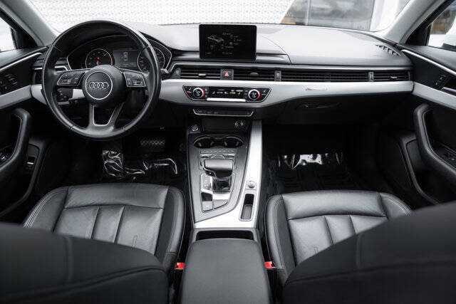 2017 Audi A4 2.0T quattro Premium