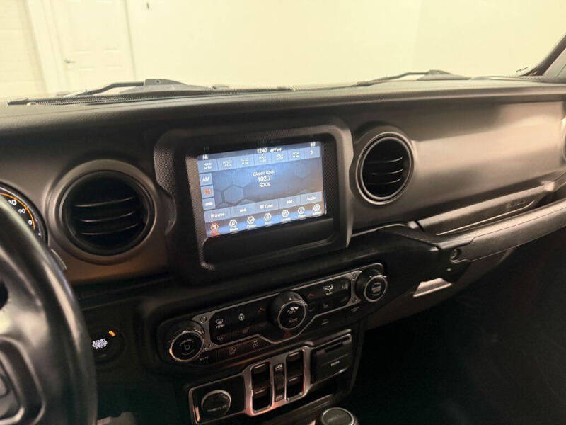 2022 Jeep Gladiator Willys