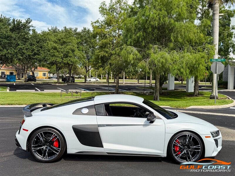 2023 Audi R8 5.2 quattro V10 performance