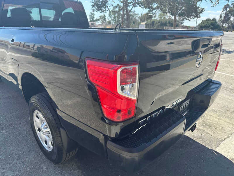 2017 Nissan Titan XD