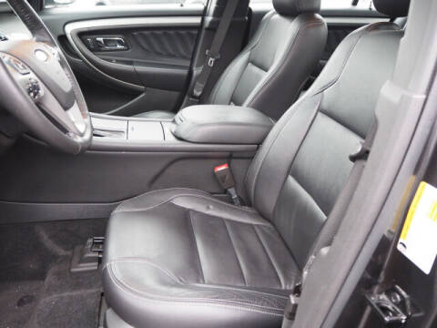 2017 Ford Taurus SEL