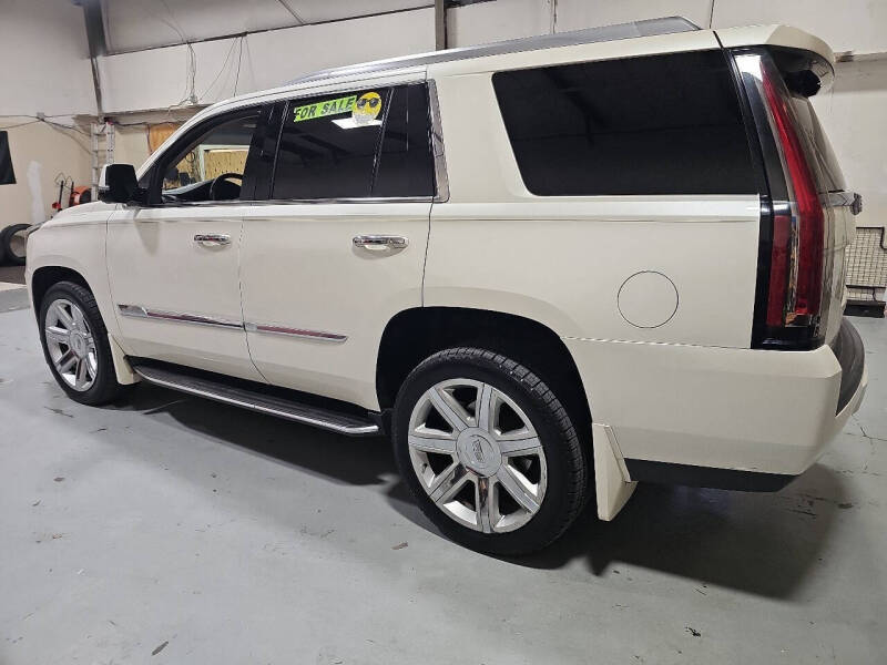 2015 Cadillac Escalade Luxury