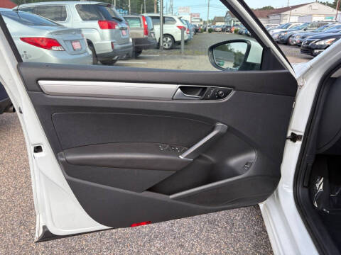 2017 Volkswagen Passat 1.8T S